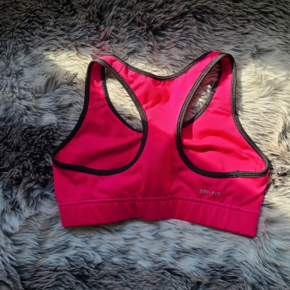 Nike Pro sports bra - Picture 3 of 3